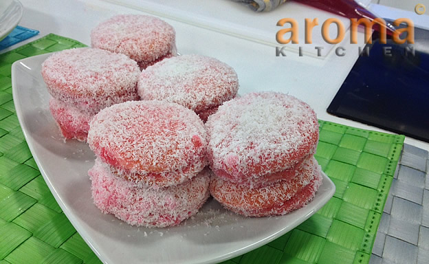 Maltese hotsell coconut biscuits