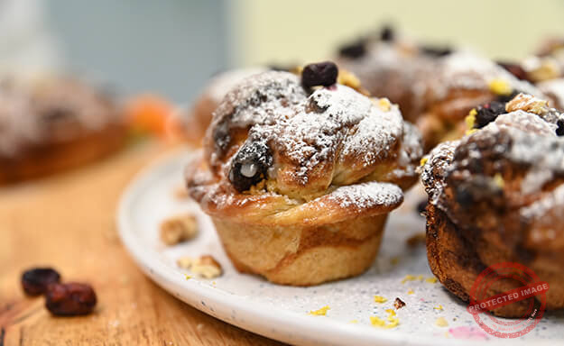 bluberry and lemon bun cake