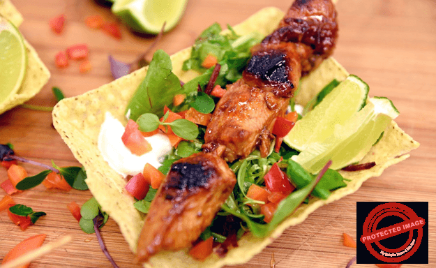 Honey and chilli BBQ chicken skewers